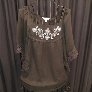Ladies blouse made by Speechless